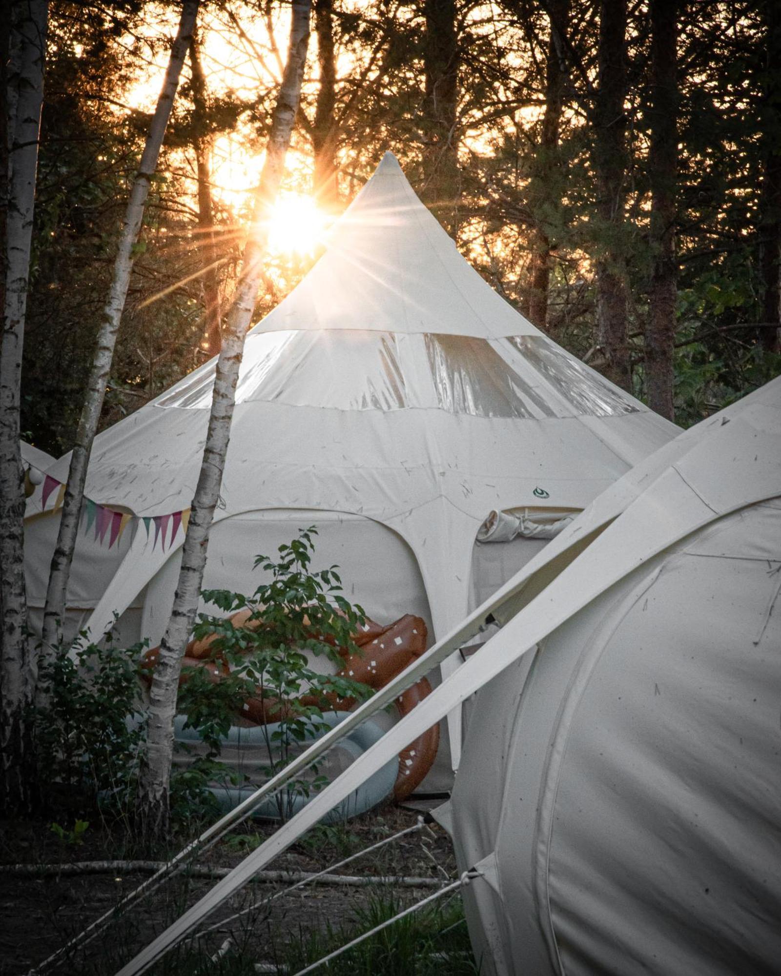 Отель Raus Und Gut Glamping Am Graebendorfer